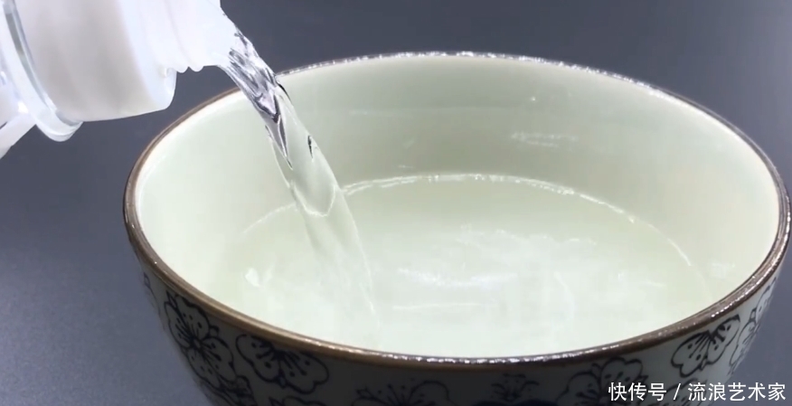 家人|今天才知道,这5种食物不怕过期,放越久越值钱,看完提示家人