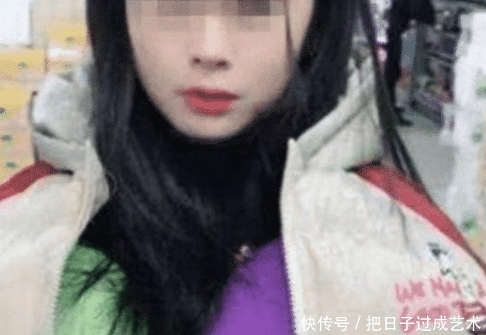  查看|女子超市买东西被怀疑偷东西，工作人员查看衣服，检查后蒙了