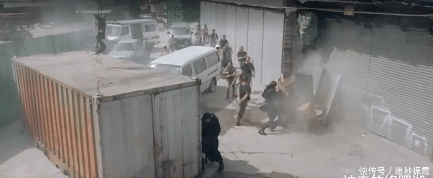 最佳拍档之|23年前,钱嘉乐转型导演,汇集了一众大咖,搞砸了一个经典系列