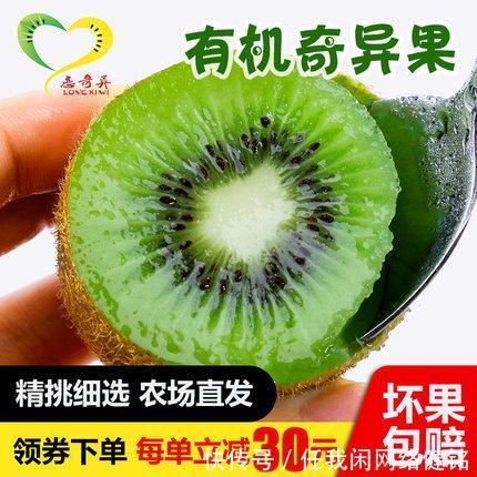 下嘴|大妈沿街卖“水馒头”,5元3个,从不涨价,顾客买完不敢下嘴!