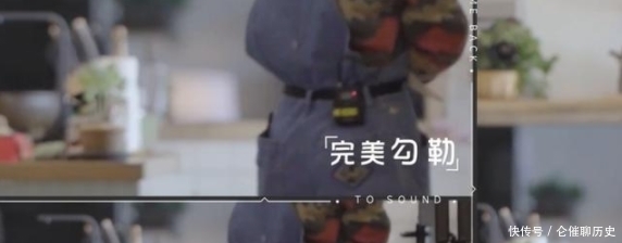 老师|四字弟弟跟何老师约定要穿背带裤,却不告诉他要束腰带,结果上身差距明显