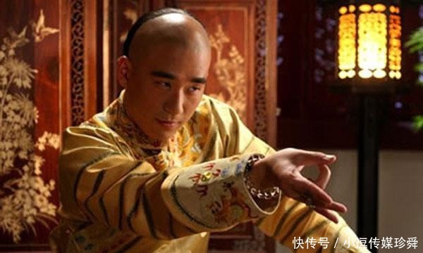 嘉庆皇帝|皇帝打猎中暑离世,没有棺材,临时找来几块板,8千人抬