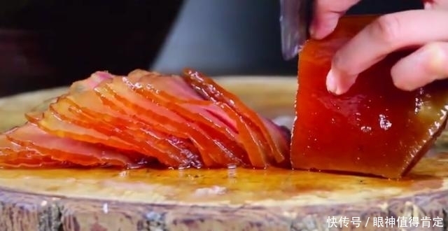 腊肉|李子柒教做“手工腊肉”,却意外曝光真实厨艺,网友:早该料到!