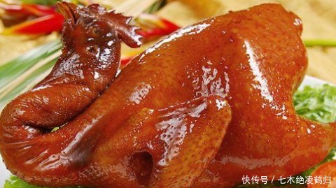  嫩皮|做豉油鸡时，万万不可直接下锅焖，多加一步，色泽艳丽、肉嫩皮滑