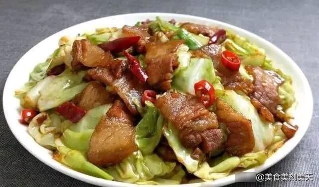 做出|每天都很期待吃饭,因为每天老公都会做出新花样,太满足了