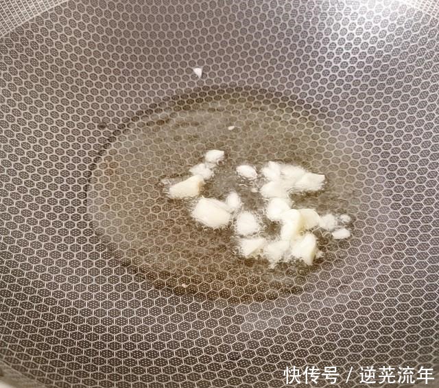 开胃|青炒番薯叶,简单又开胃,一人吃一盘不够