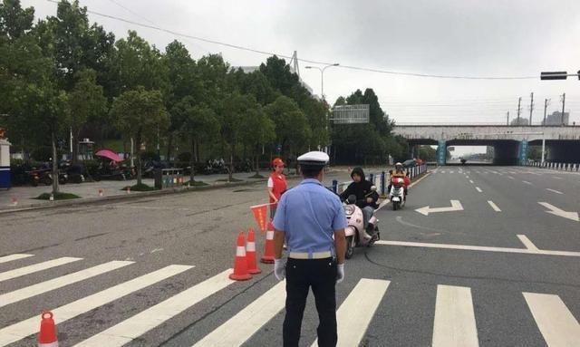 闯红灯|曝光｜|这些不文明交通违法行为被曝光，看看谁“出镜”了