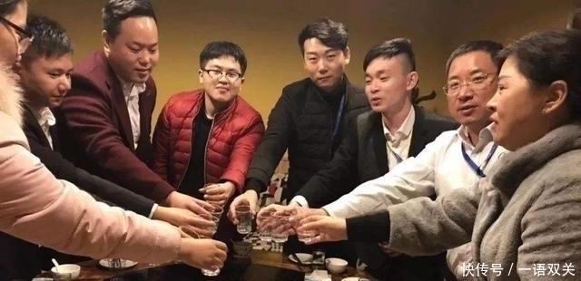 解酒|世界上最好的解酒药,不是大蒜,厨房一食物,吃上2粒,分分钟解酒