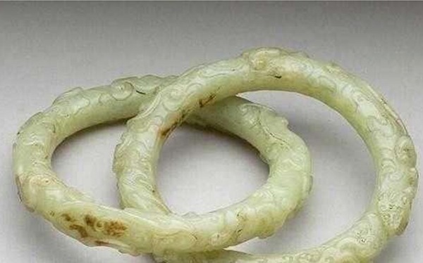 秘密|考古队挖开了光绪陵墓,发现光绪双手紧握,掰开双手后发现秘密!