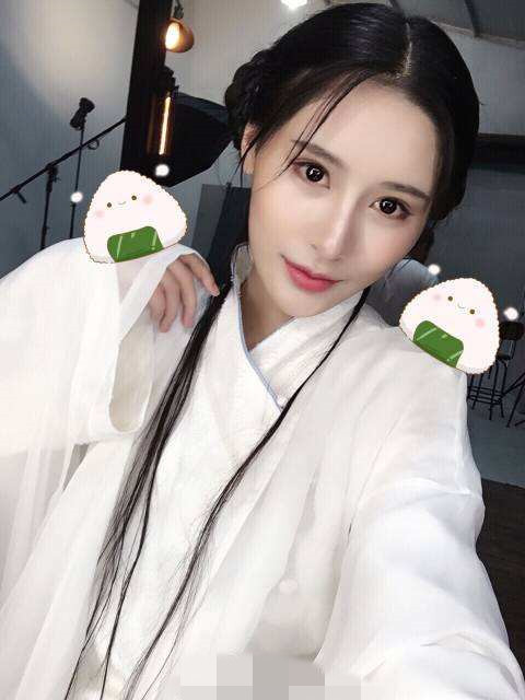 奶奶|变形计农村女孩入戏太深,竟逼穷奶奶买沐浴露,如今长大成这样