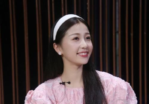 许佳琪|青你2集体更换头像,孔雪儿许佳琪没啥,虞书欣怕是对自己有误解