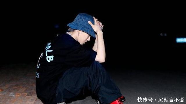 担当|C位担当刘雨昕加入《潮流合伙人2》,你喜欢她的中性风穿搭吗