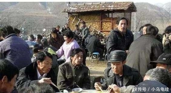 酒席的人|去乡下吃酒席：现场亲自见证“变了味”的亲情