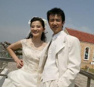  嫁给|李小冉打算与男友奉子成婚，却未能如愿以偿，扭头嫁给了男闺蜜