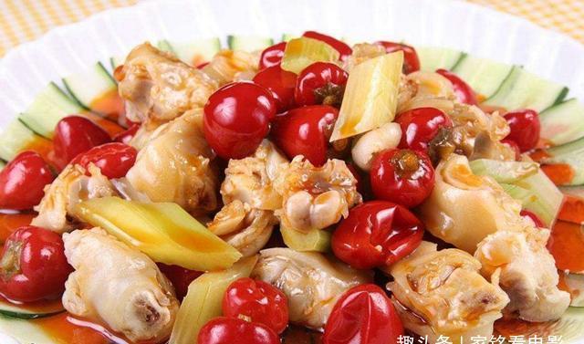  炒面|精选美食：泡椒猪手，豆皮拌豆苗，土豆炖牛腩，青椒肉丝炒面做法