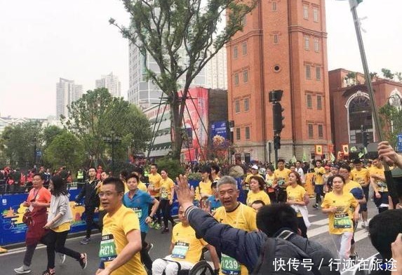 中国人民|没对比就没伤害!西方为中竖起大拇指后,美也承认中国存在奇迹