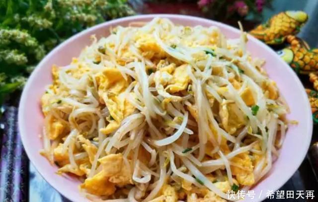 豆芽炒鸡蛋|藏在身边“刮油第一菜”就是它,每天炒一盘,刮油排毒,越吃越瘦