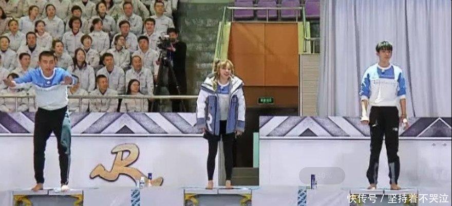  惊现|跑男惊现穿帮镜头，宋雨琦踩指压板还“造假”，网友：再也不看！