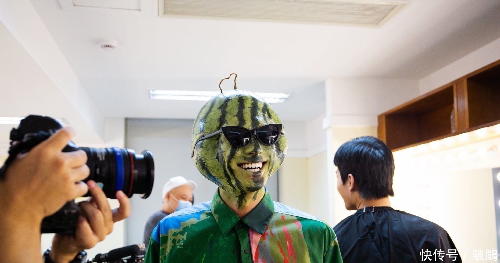 综艺|今年最好笑的综艺!胡军杨洋领着一群男人天南海北地玩捉迷藏