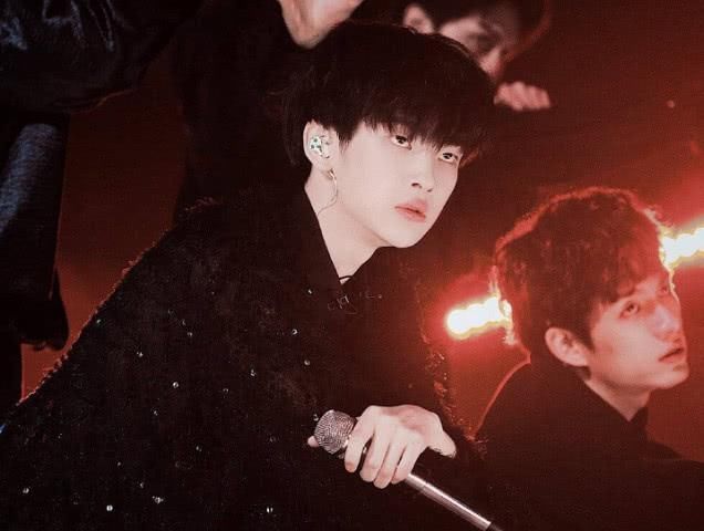 刘雨昕|五届选秀冠军成团夜票数排名,刘雨昕倒数第二,蔡徐坤却不是第一