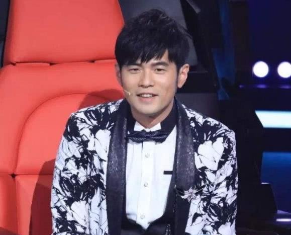 贾玲|《好声音》导师阵容确定,没了沈腾贾玲搭档,他能适应吗