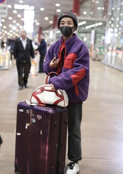 棉袄|大棉袄穿着太老气,一身羊羔绒保暖又时髦,让你气质大提升