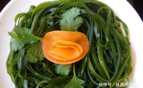  选择海带|买海带，“内行”遇到这种，再便宜也不买，老板：我们自己也不吃