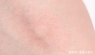  防晒|敢和安耐晒抢C位，这款防晒是吃了熊心豹子胆吗！