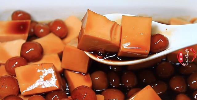  过瘾|夏天，孩子就喜欢这道奶茶冻，冰凉解暑，Q弹细腻，比冰粉还过瘾