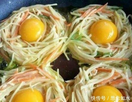 煎蛋卷|这种早餐煎蛋卷使熊妈妈很容易爬上坑,很容易解决孩子的早餐问题