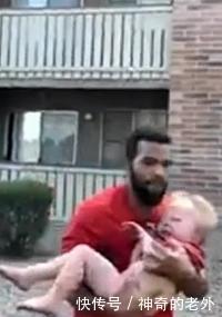 孩子|美国公寓起火 母亲情急之下阳台抛子 邻居勇敢接住