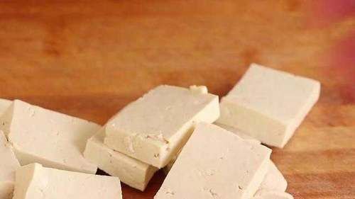 下饭|豆腐学会这样做,比吃肉过瘾,还特别下饭,外焦里嫩吃不腻