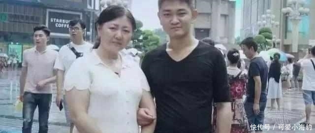 家庭|保姆偷男婴27年,养废后归还:原生家庭里,藏着孩子未来的模样