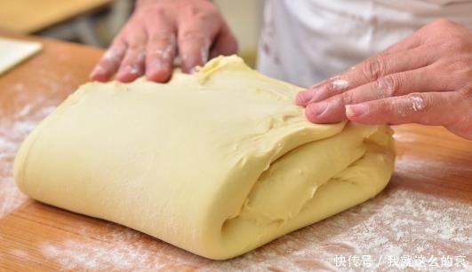 高筋面粉|特级红豆餐包,外酥内软,搭配甜而不腻的红豆馅,最适合拿来解馋