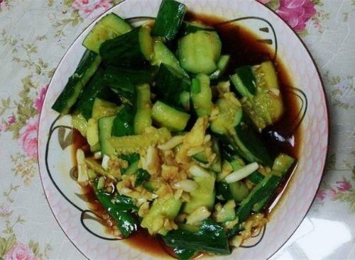  生活费|暑假婆婆帮忙带孩子，我给两千生活费，看到桌上的菜，我又给三千