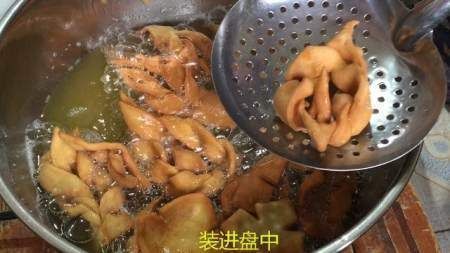 生坯|家中有面粉和鸡蛋,一定要学做这美食,儿子三天两头点名要,真香