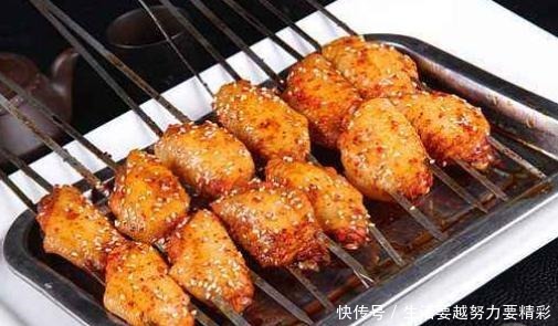 都是特别的喜欢吃|吃烧烤时“最受欢迎”的几种美食,老板看到顾客点,心里“发慌”