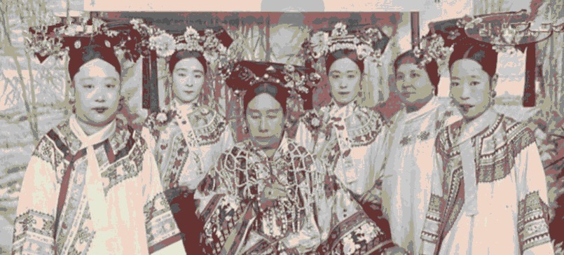  慈禧|慈禧为控制光绪，让侄女当皇后，最后主动退位求平安