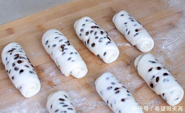  做好|红豆卷翻车现场，丑得不想下口，原来是这里没做好，别犯这种错误