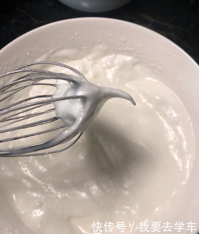 浓郁|口感浓郁香滑不腻的冻芝士蛋糕,制作简单,保证你吃一口就会爱上