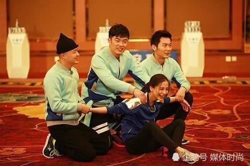 赵丽颖|跑男彻底变味了这下要凉了,不仅演员、导演大换血,连动作都是剧本设定的