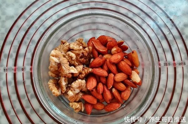 开心果|继辣条之后,中国又一零食席卷了国外,老外只要一吃就停不下来