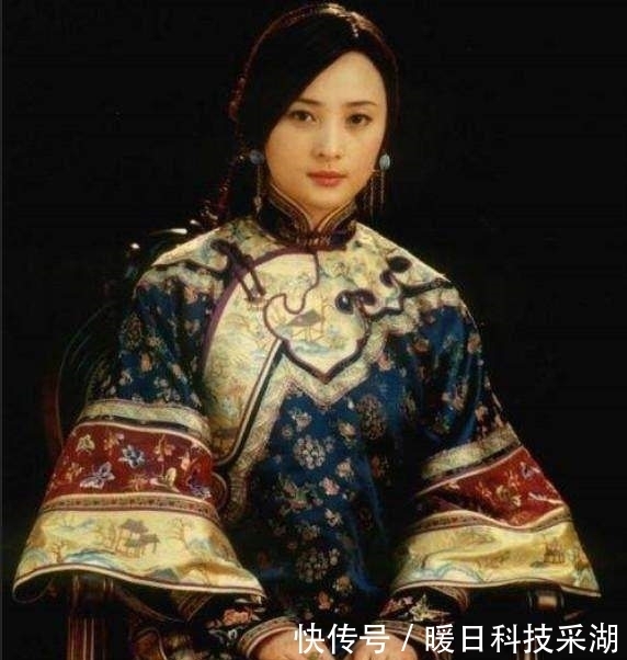  溥仪|老太太把祖传金钗拿去鉴定, 专家一看金钗, 呼: 您父亲是?