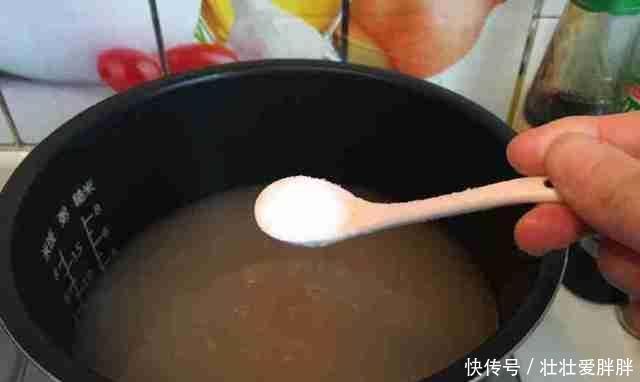 简单|这道菜既简单又优雅,在亲朋好友中很受欢迎