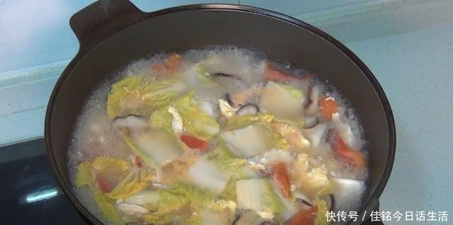 健康|天凉了,饭后喝碗汤,养胃又健康,家常蔬菜汤,老人孩子都喜欢