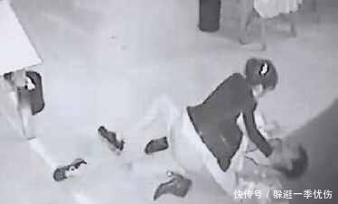 不轨|男子深夜两度对老板娘欲行不轨, 没想到反被按在地上暴打!