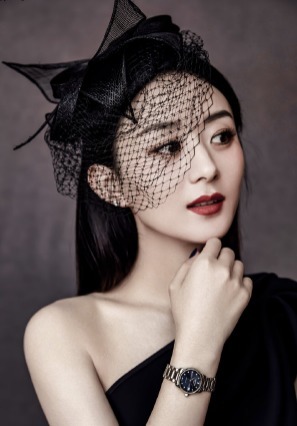  真实|赵丽颖为证明颜值，拍照故意让摄影师关掉滤镜，这脸也太真实了吧