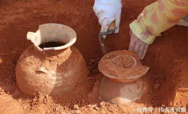 修建坟墓|皇帝下葬后,工匠殉葬有逃出来的吗?其实工匠也留了一手