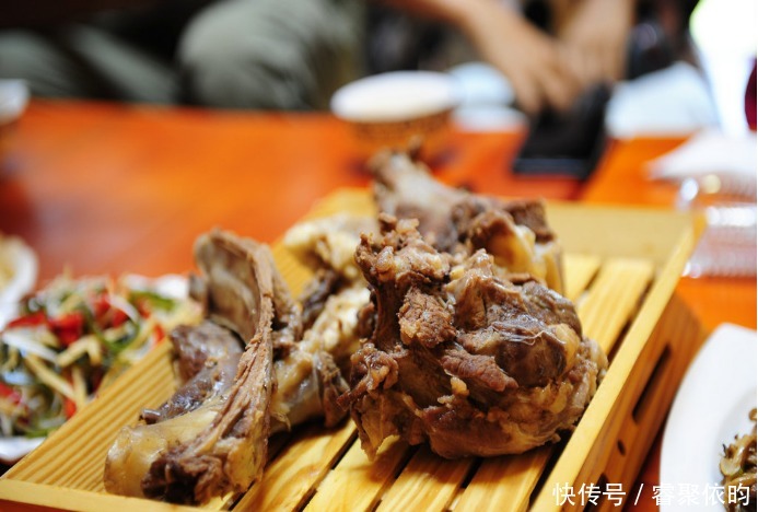 舌尖|舌尖上的内蒙,从一头羊开始, 你吃过几种做法?