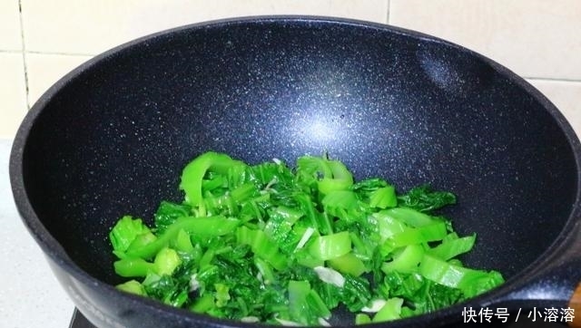  晚餐|晒晒我家晚餐，3人3菜1主食，荤素搭配，粗细粮混搭，营养更均衡